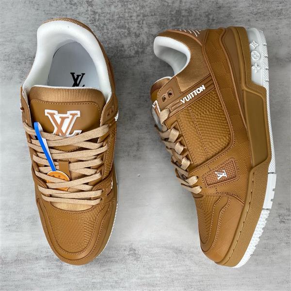 20251128154045179 390